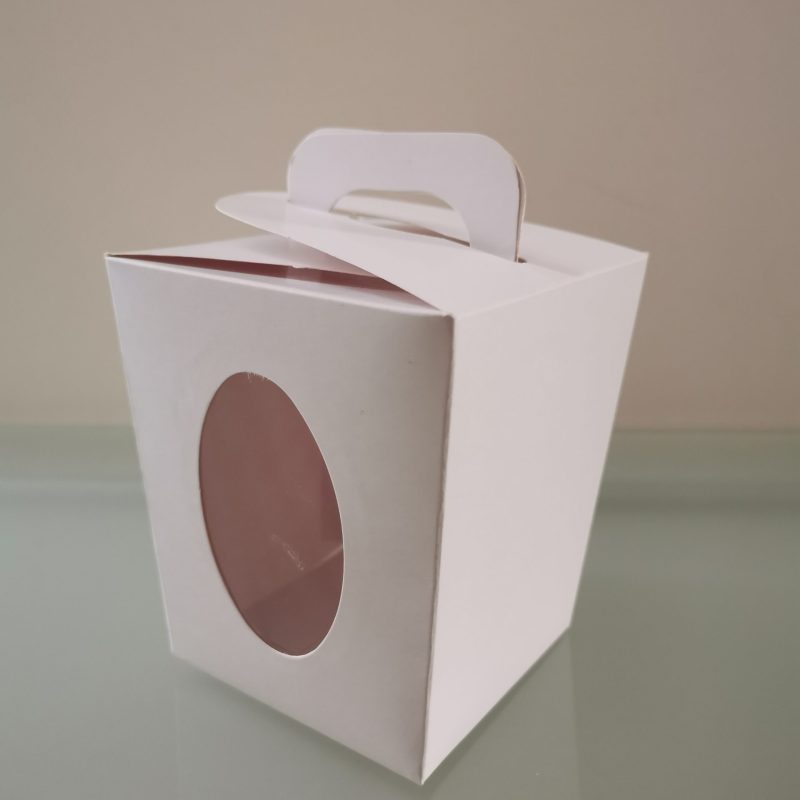 Caja con ventana 8x8x10.5 cm